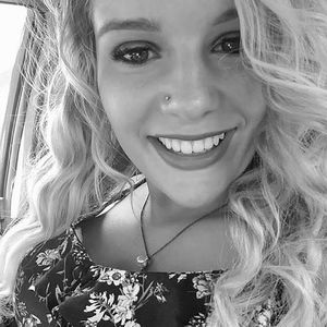Meet your Posher, Erika